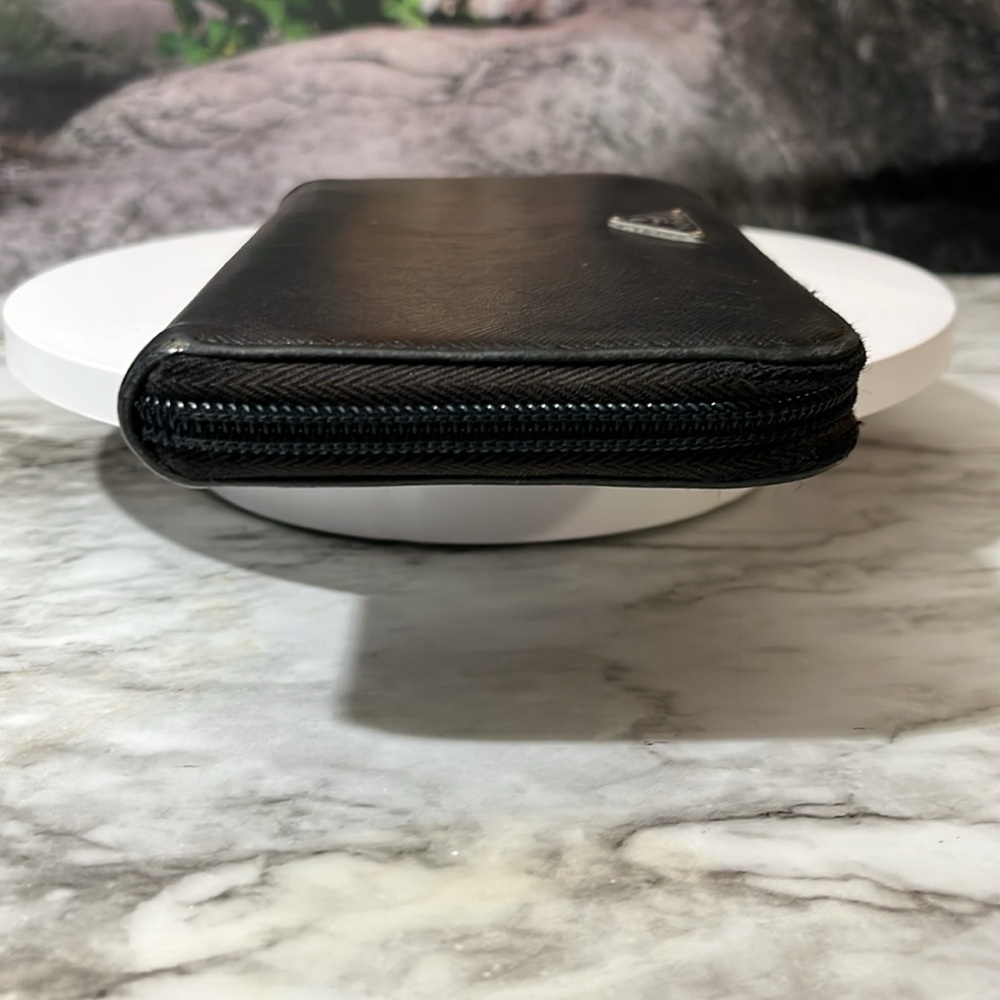 Prada Black Saffiano Leather Zip Wallet in GUC. - Picture 5 of 17